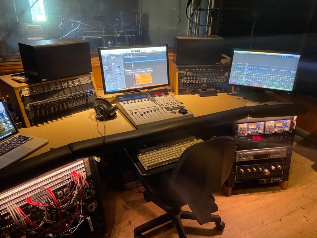 Control Room Music Studio L